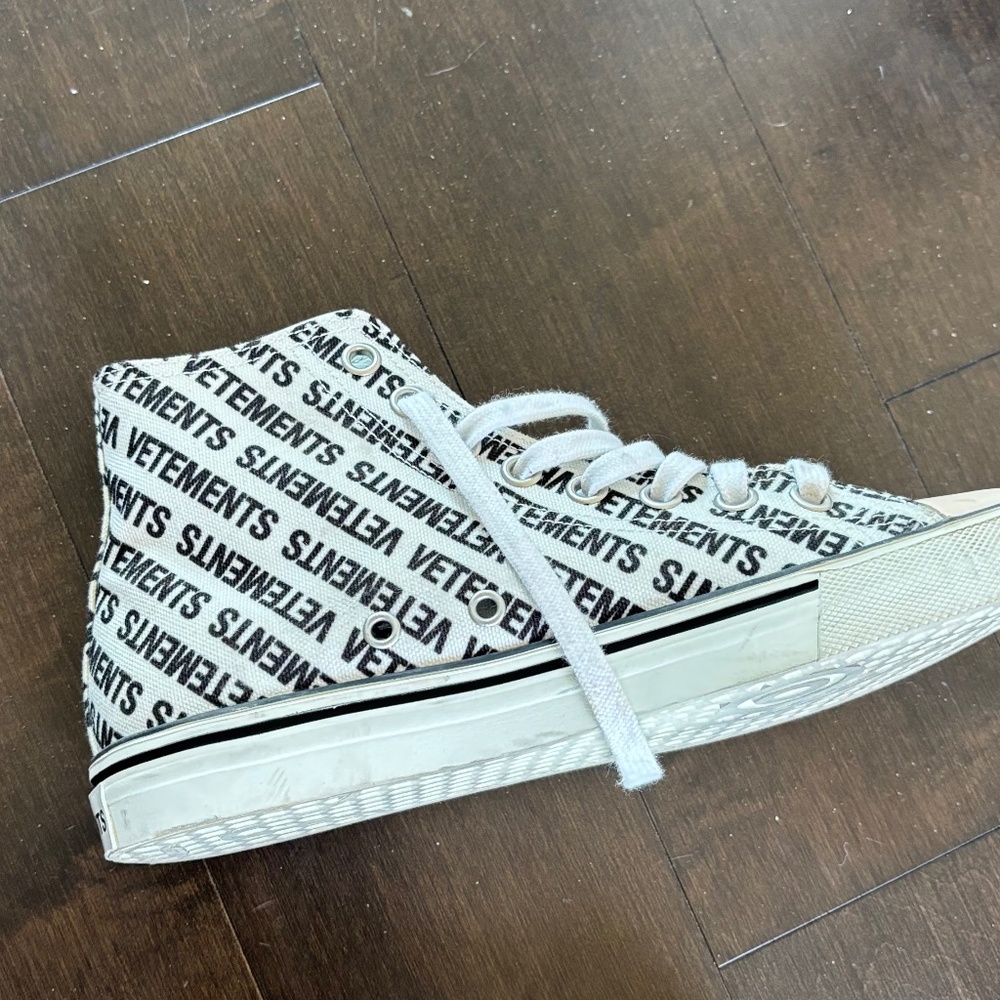 Vetements hip top converse style sneakers. Rare